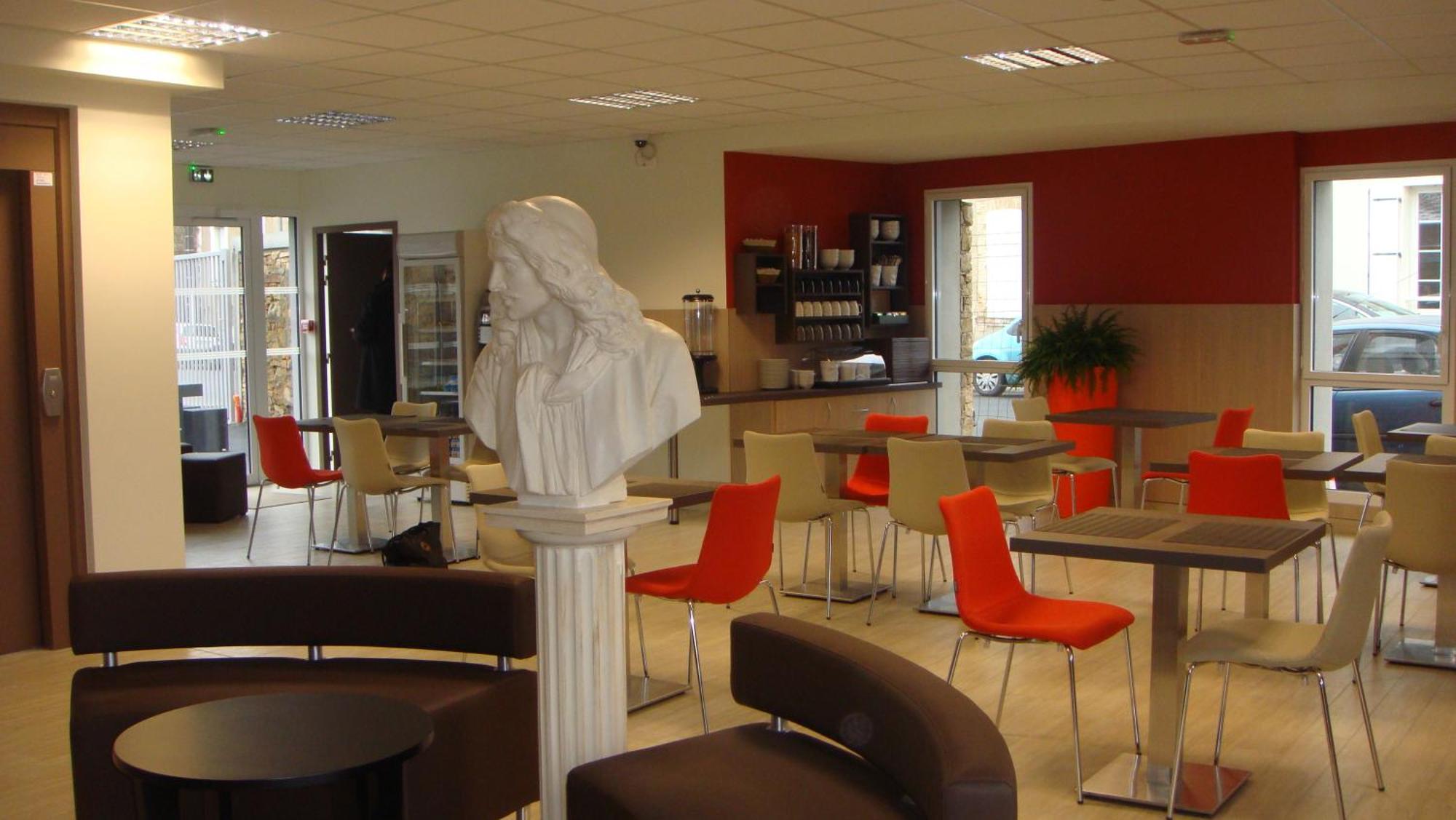 The Originals Access, Hotel Cholet Gare Eksteriør bilde